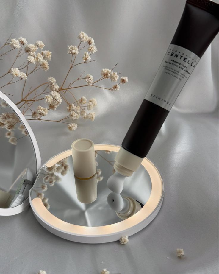 Madagascar Centella Probio-Cica Bakuchiol Eye Cream